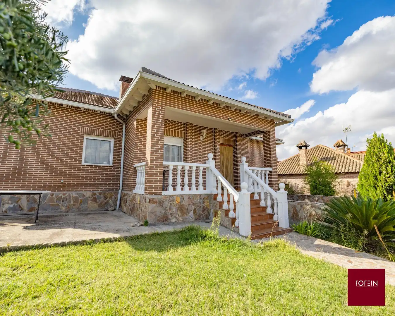 Houses for sale in Galápagos, Guadalajara
