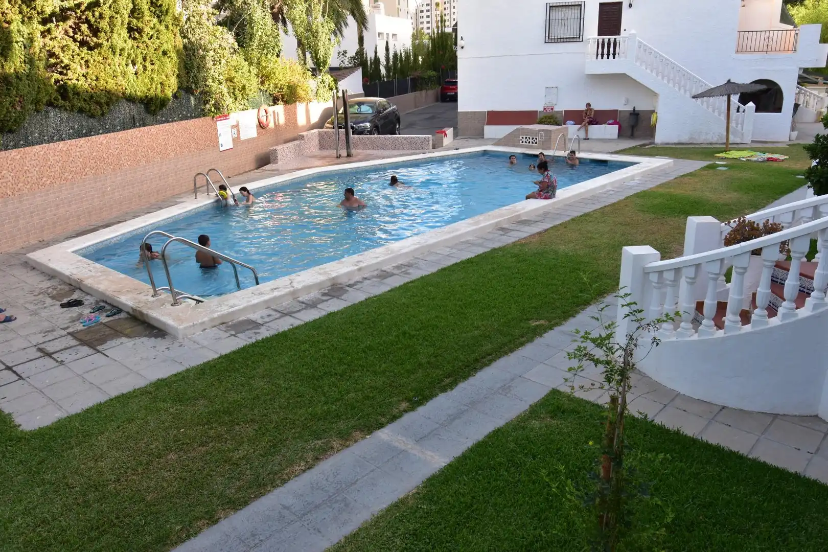 Piscina de Piso de alquiler en El Campello con Aire acondicionado, Jardín privado y Terraza