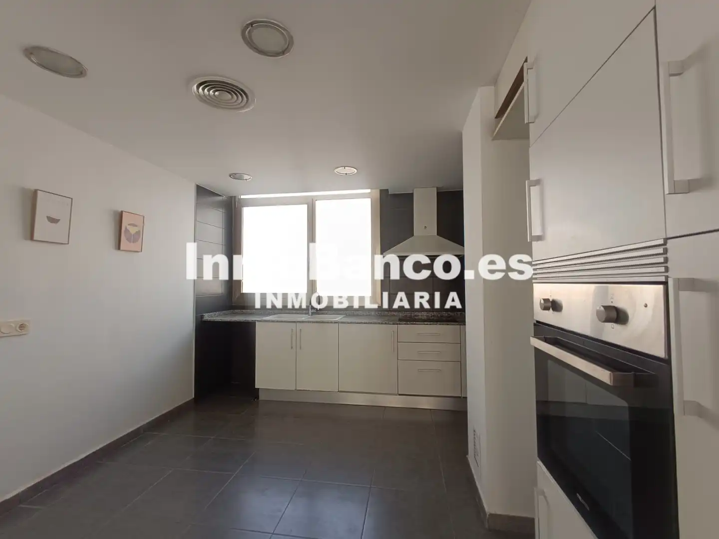 Kitchen of Detached homes for rent in La Pobla de Vallbona  with Air Conditioner, Heating and Terrace
