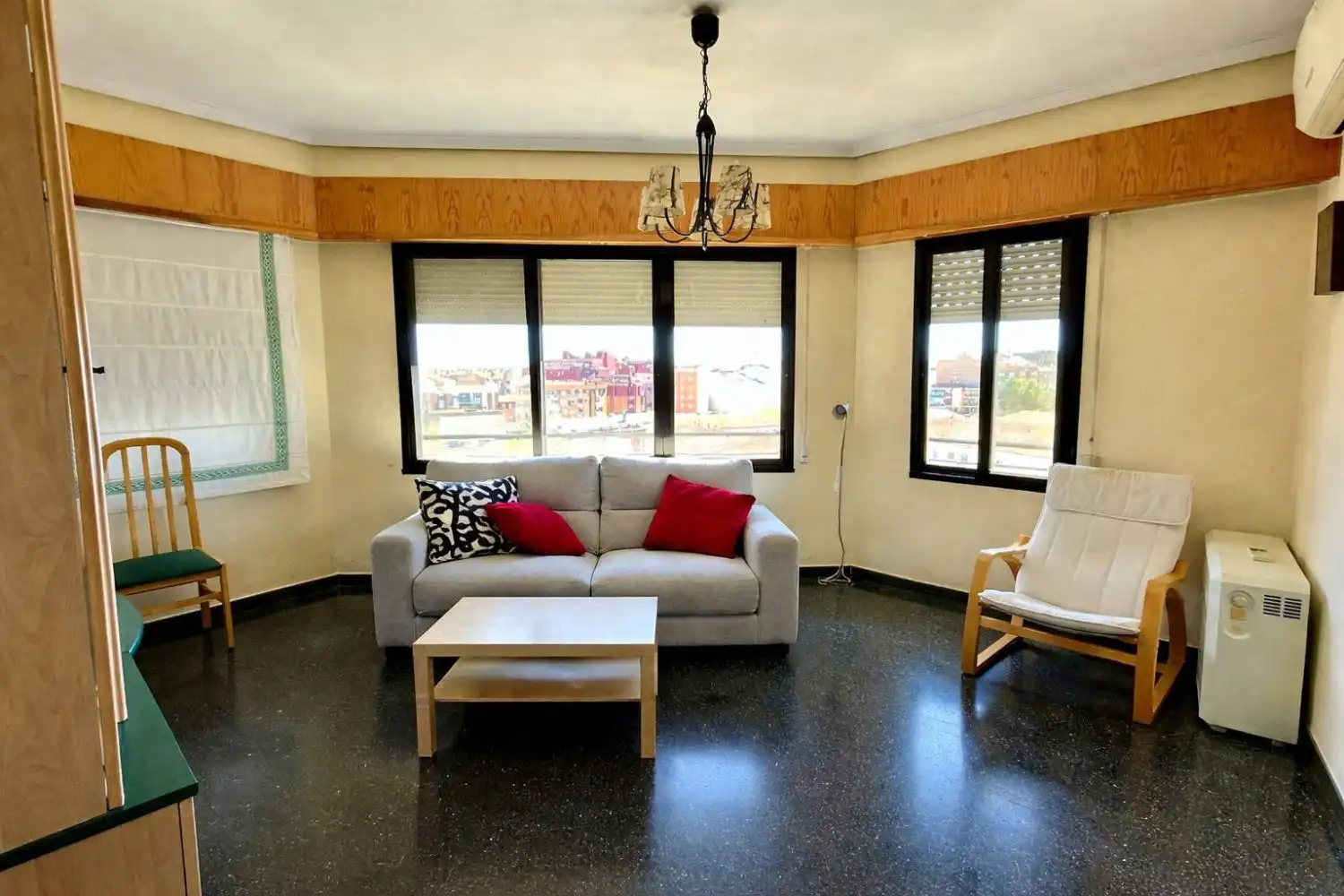 Living room of Flat for sale in  Albacete Capital  with Air Conditioner, Heating and Storage room