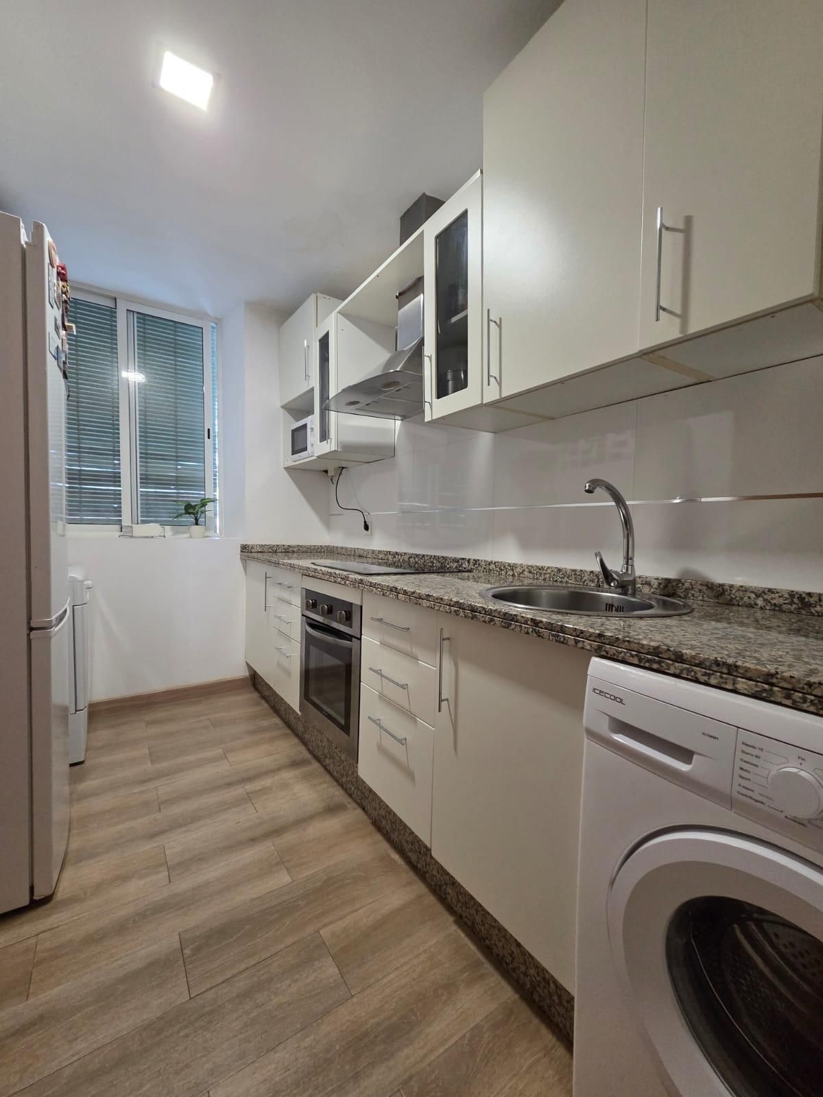 Kitchen of Flat for sale in Badajoz Capital  with Air Conditioner