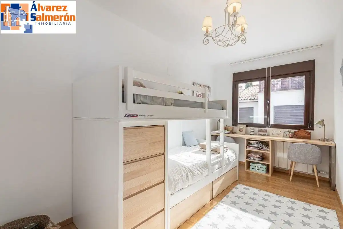 Bedroom of Houses for sale in Huétor Vega  with Air Conditioner, Heating and Terrace