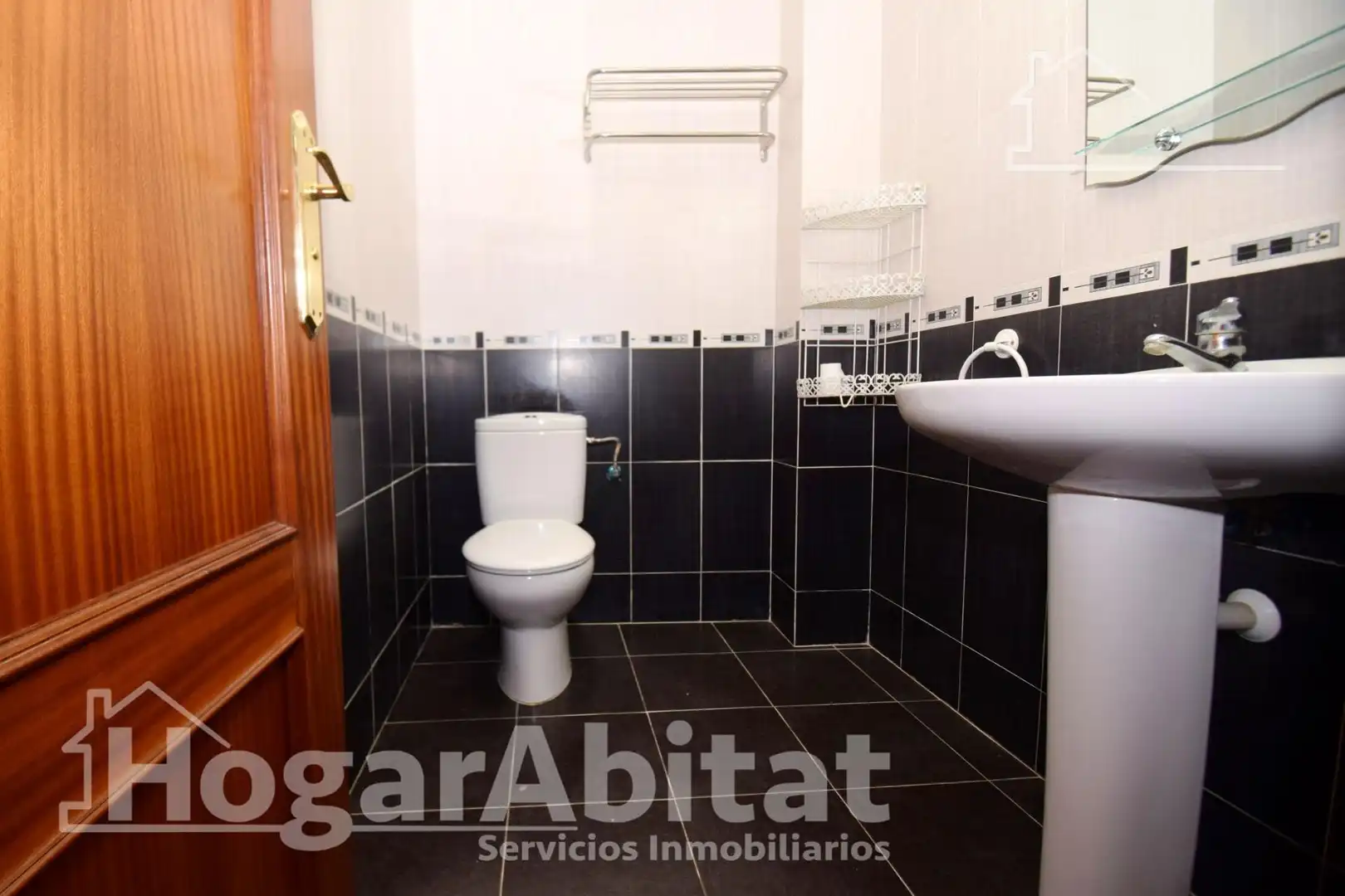 Baño de Piso en venta en Burriana / Borriana con Aire acondicionado, Calefacción y Amueblado