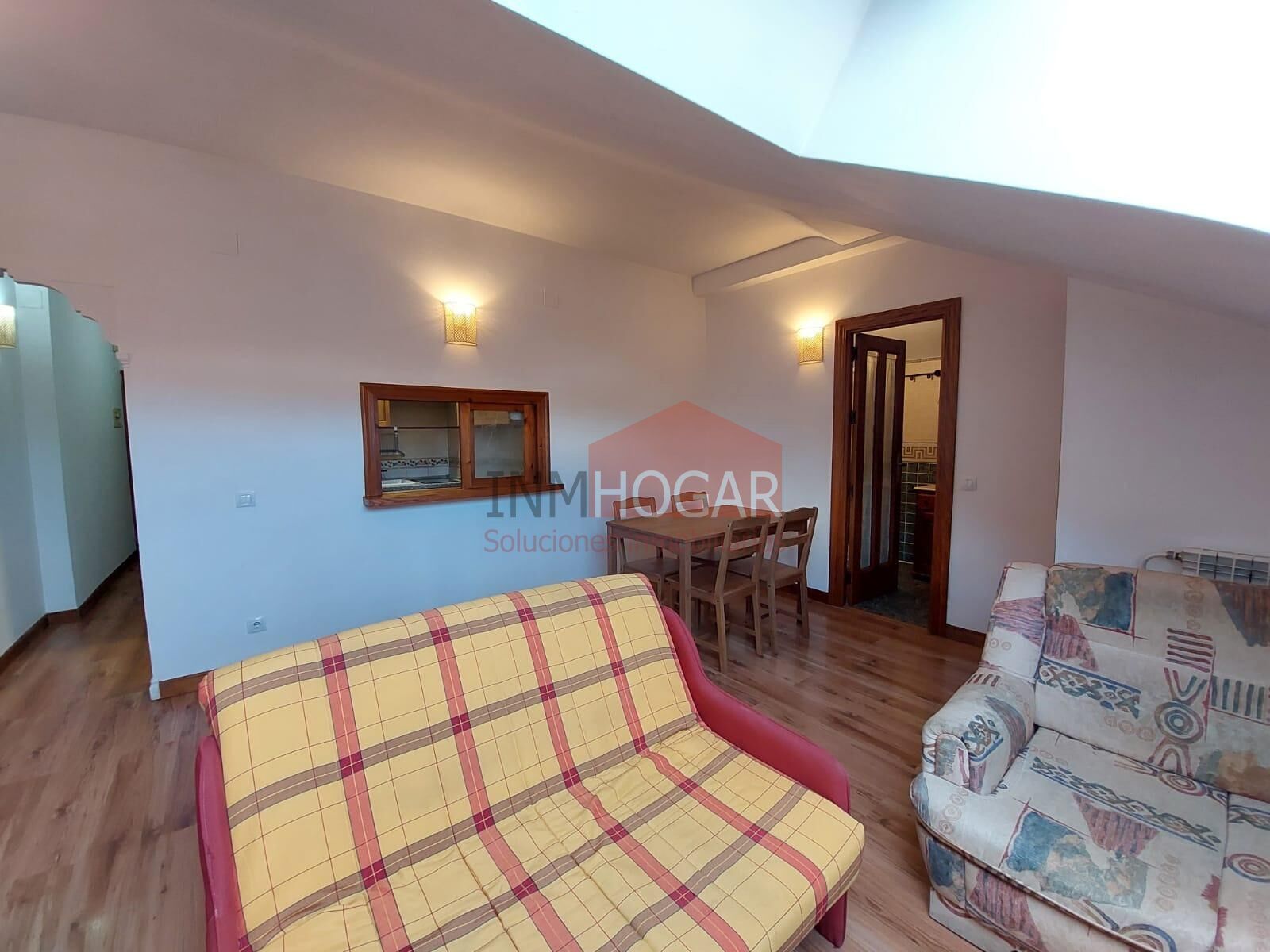 Sala d'estar de Pis de lloguer en Ávila Capital amb Moblat