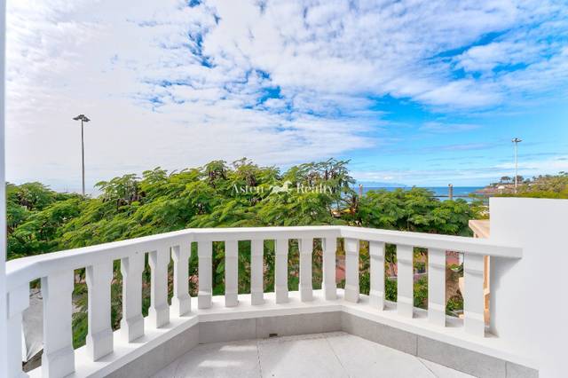 Casa adosada en Venta en Londres en Playa de Fañabé