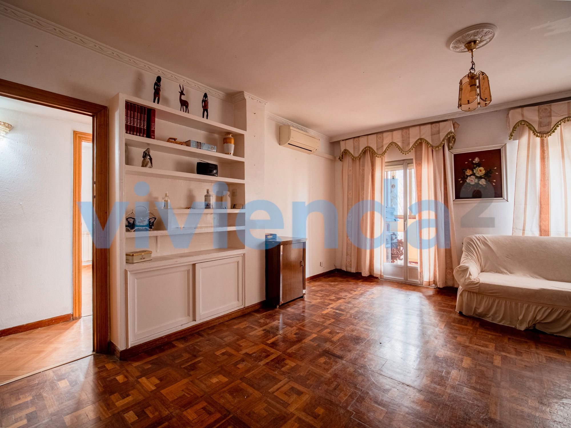 Bedroom of Flat for sale in  Madrid Capital  with Air Conditioner, Heating and Terrace