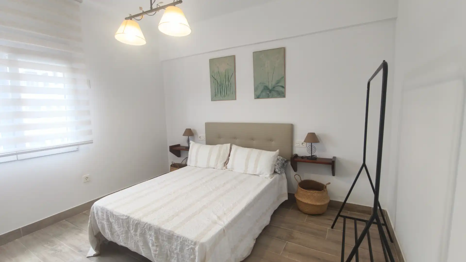 Bedroom of Flat for rent in Avilés  with Heating and Furnished