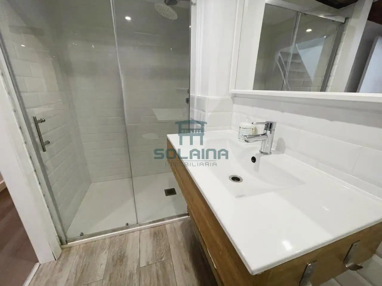 Baño de Edificio en venta en Ourense Capital 