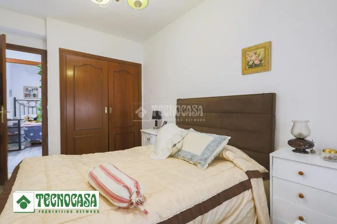Habitación de Piso en venta en Córdoba con Aire acondicionado y Balcón