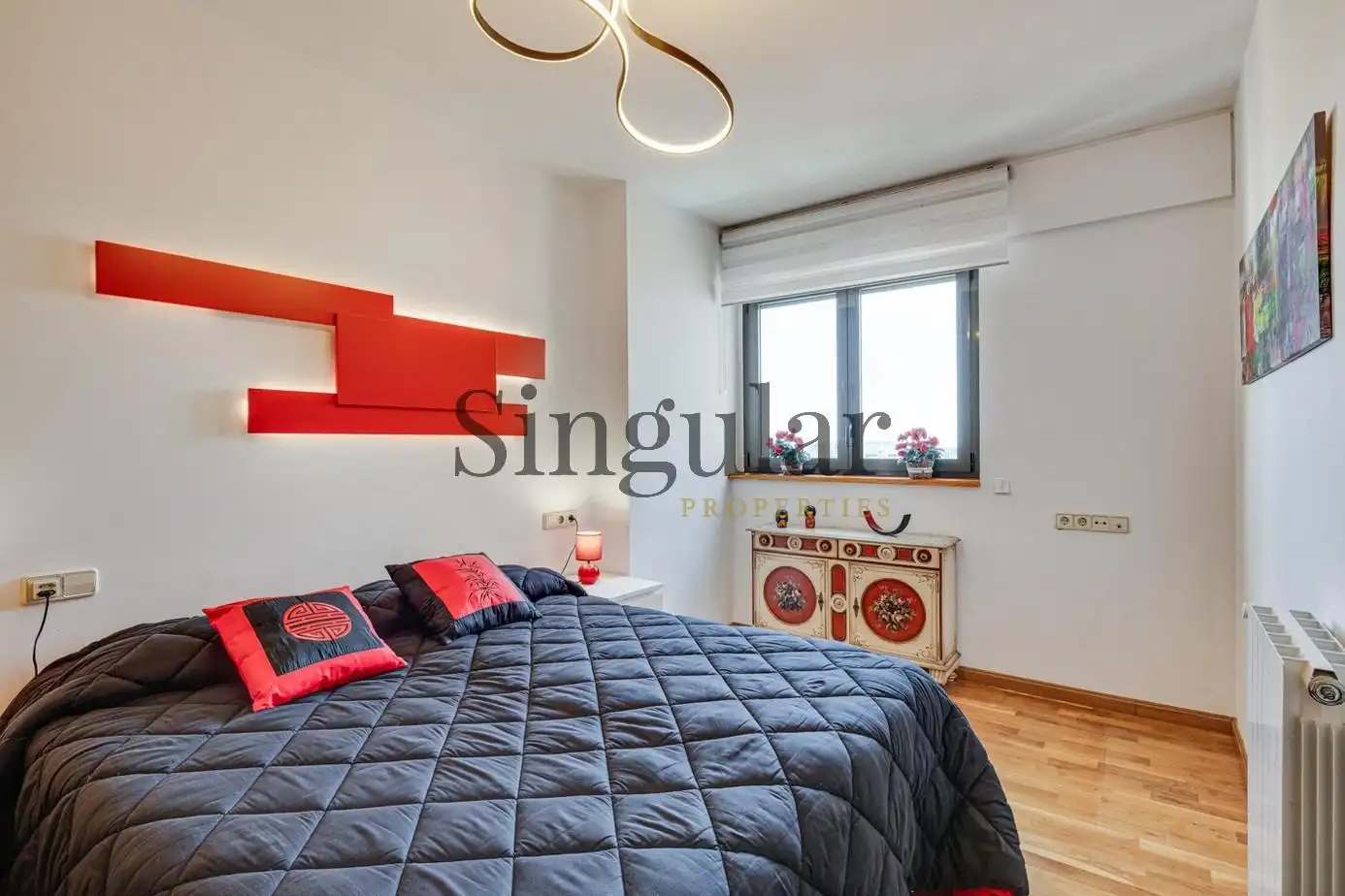 Schlafzimmer von Dachboden zum Verkauf in Barcelona mit Klimaanlage, Heizung und Parkett