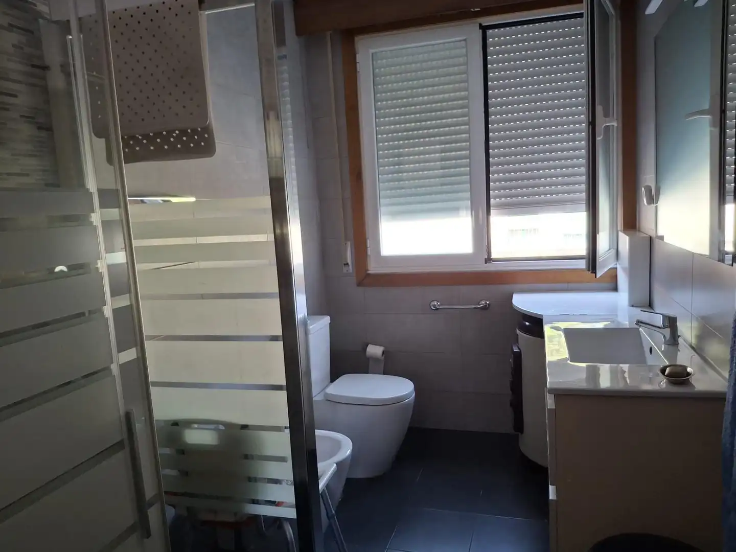 Bathroom of Houses for sale in Ourense Capital   with Air Conditioner, Heating and Private garden