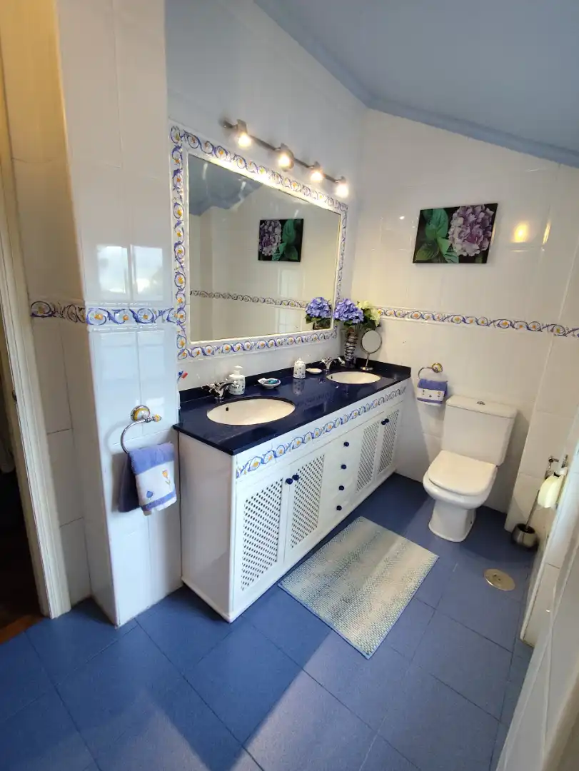 Baño de Casa o chalet en venta en Camargo con Calefacción, Jardín privado y Terraza