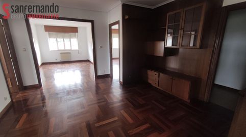 Foto 4 de Piso en venta en Calle Marcel Pirón, 235, Inmobiliaria - Barreda, Torrelavega