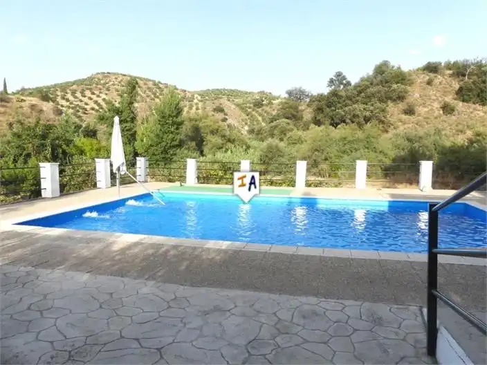 Villa mit Pool zum Verkauf in Priego de Córdoba, imagen 2