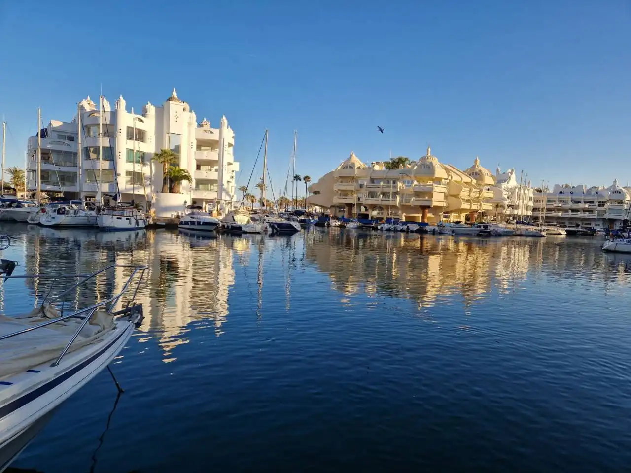 Vista exterior de Apartamento en venta en Benalmádena con Aire acondicionado, Calefacción y Terraza