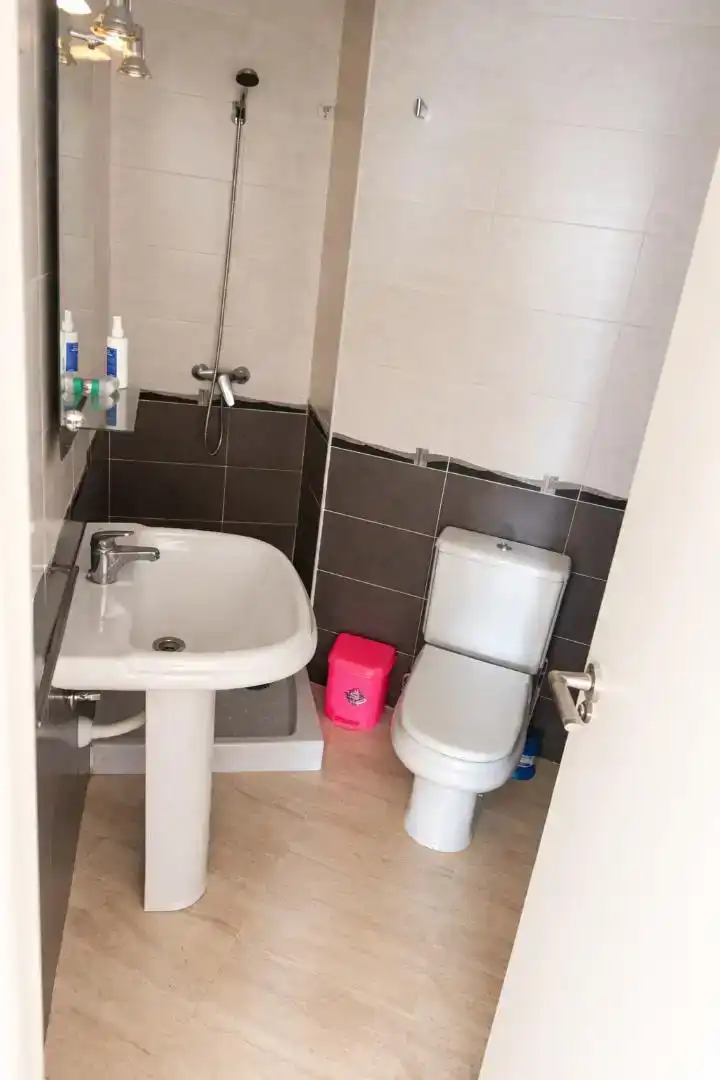 Baño de Piso en venta en Ribeira con Parquet, Amueblado y Horno
