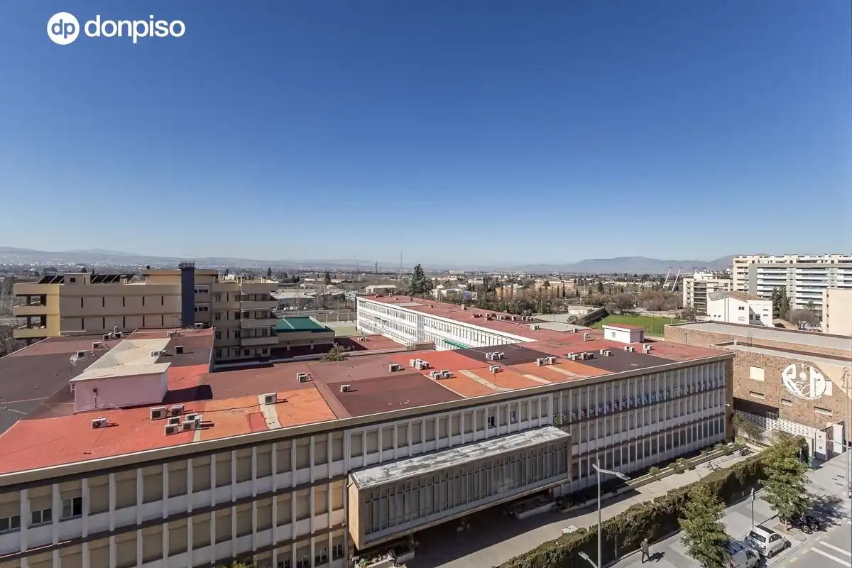 Exterior view of Flat for sale in Granada  with Air Conditioner and Heating