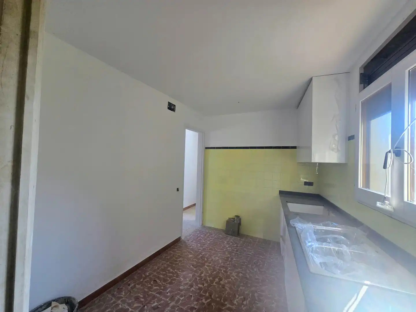 Cuina de Casa adosada en venda en Seva amb Calefacció, Jardí privat i Forn
