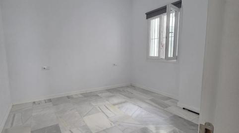 Photo 4 of Flat to rent in Centro, Cádiz