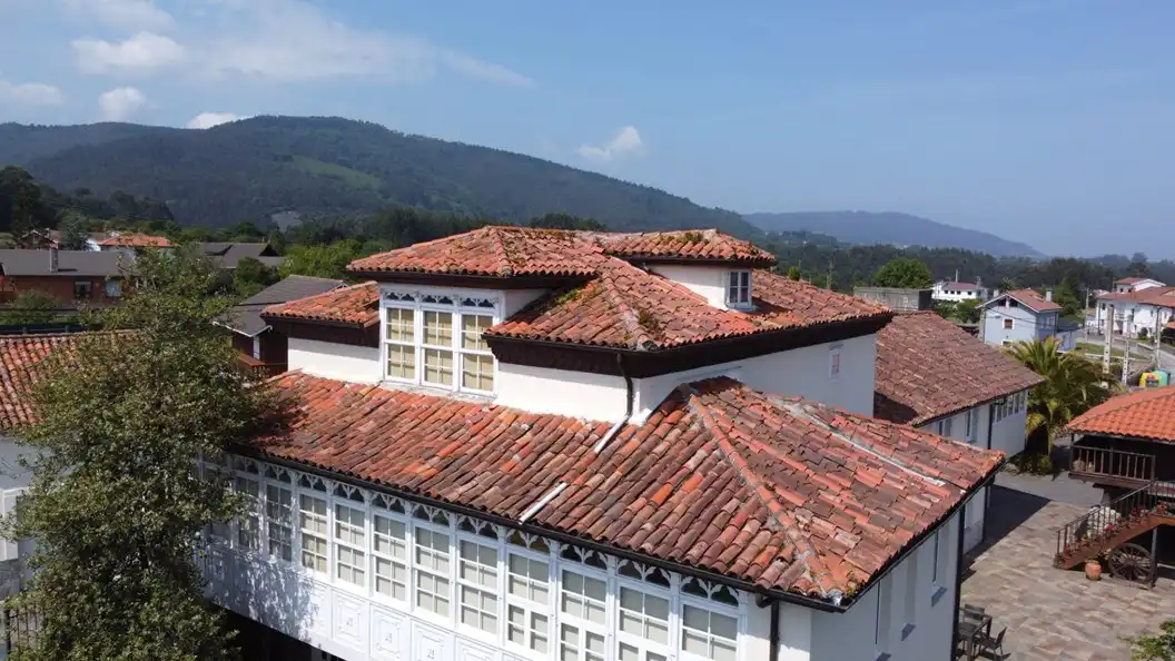 Vista exterior de Casa o chalet en venta en Muros de Nalón con Calefacción y Amueblado