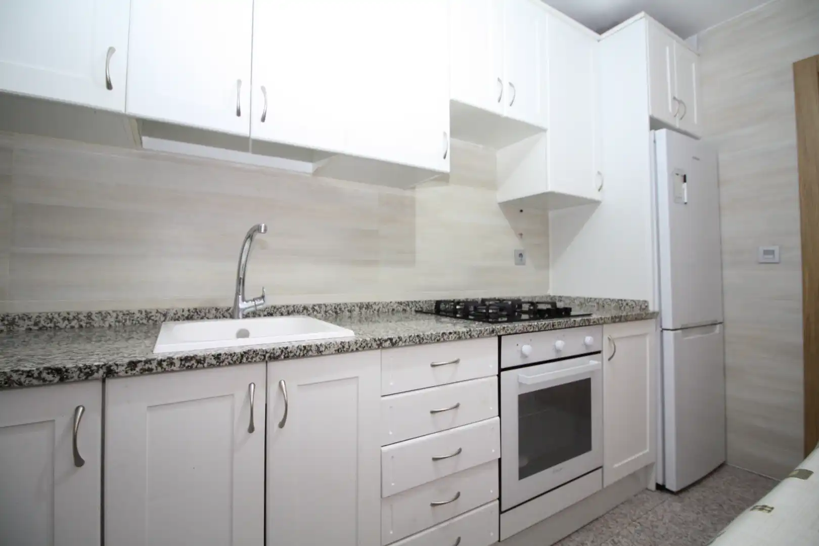 Appartement avec ascenseur à louer à Calle Vegafría, imagen 7