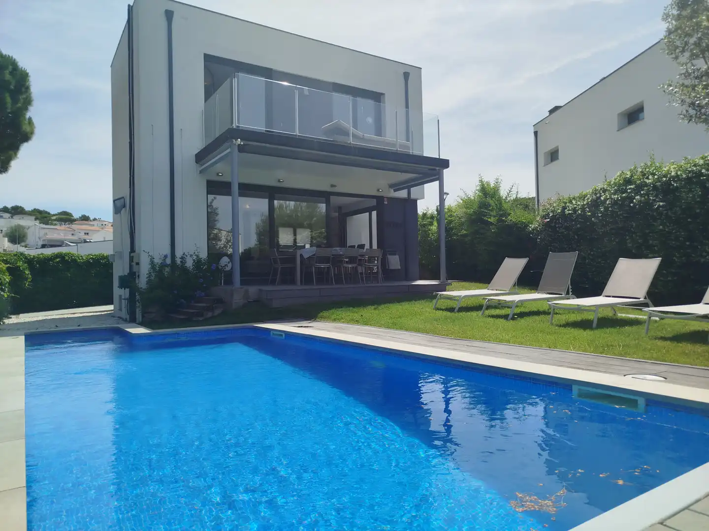 Piscina de Casa o chalet en venta en L'Escala con Aire acondicionado, Calefacción y Jardín privado