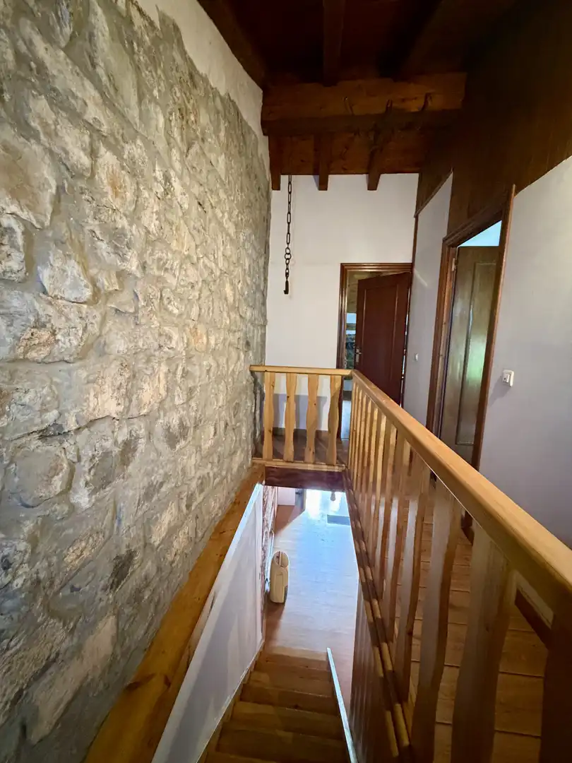 Casa adosada en venta en Miera