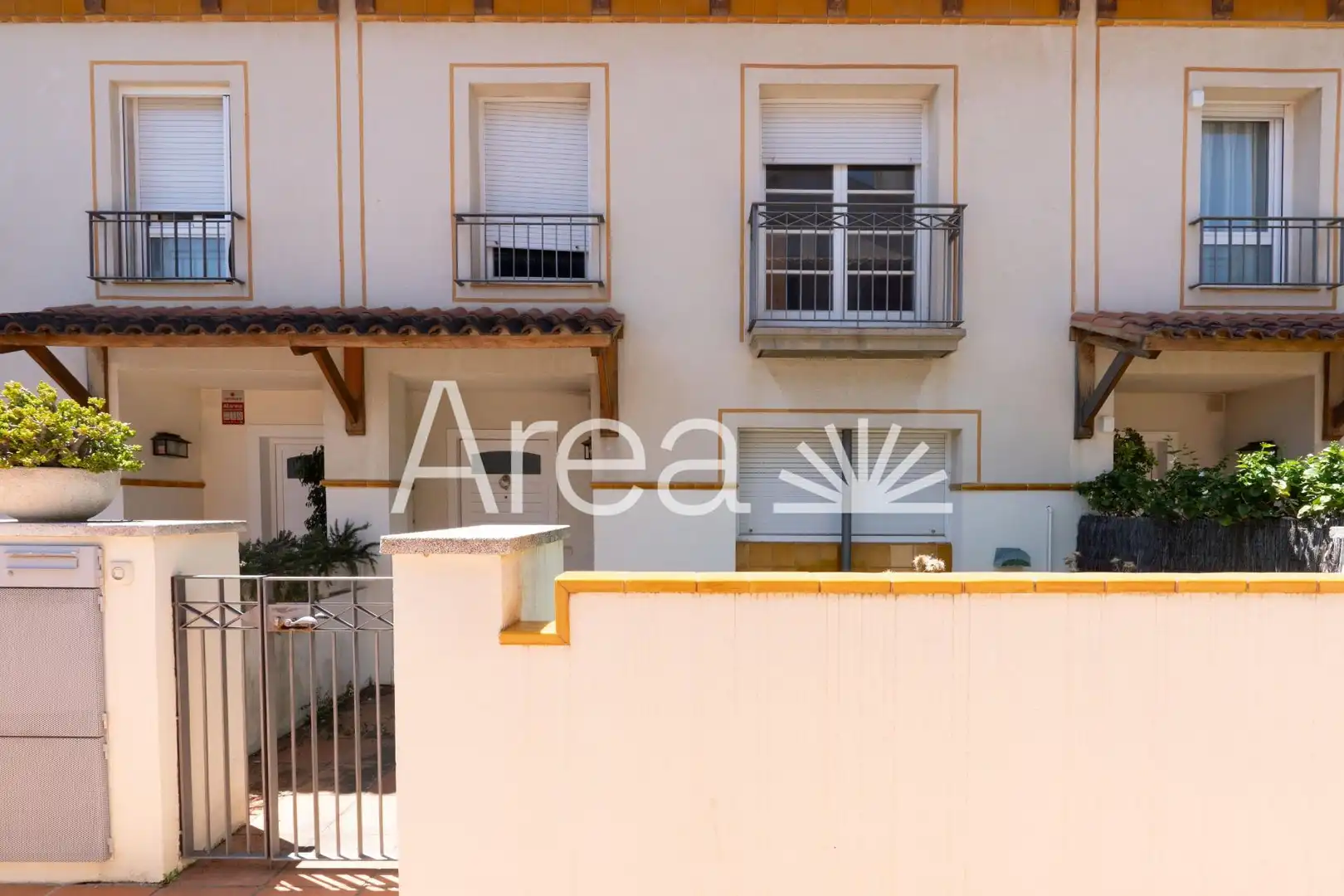 Vista exterior de Casa o xalet en venda en Sant Andreu de Llavaneres amb Parquet, Terrassa i Traster