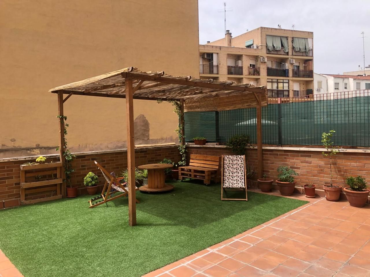 Terrace of Flat to rent in  Zaragoza Capital  with Air Conditioner, Heating and Parquet flooring