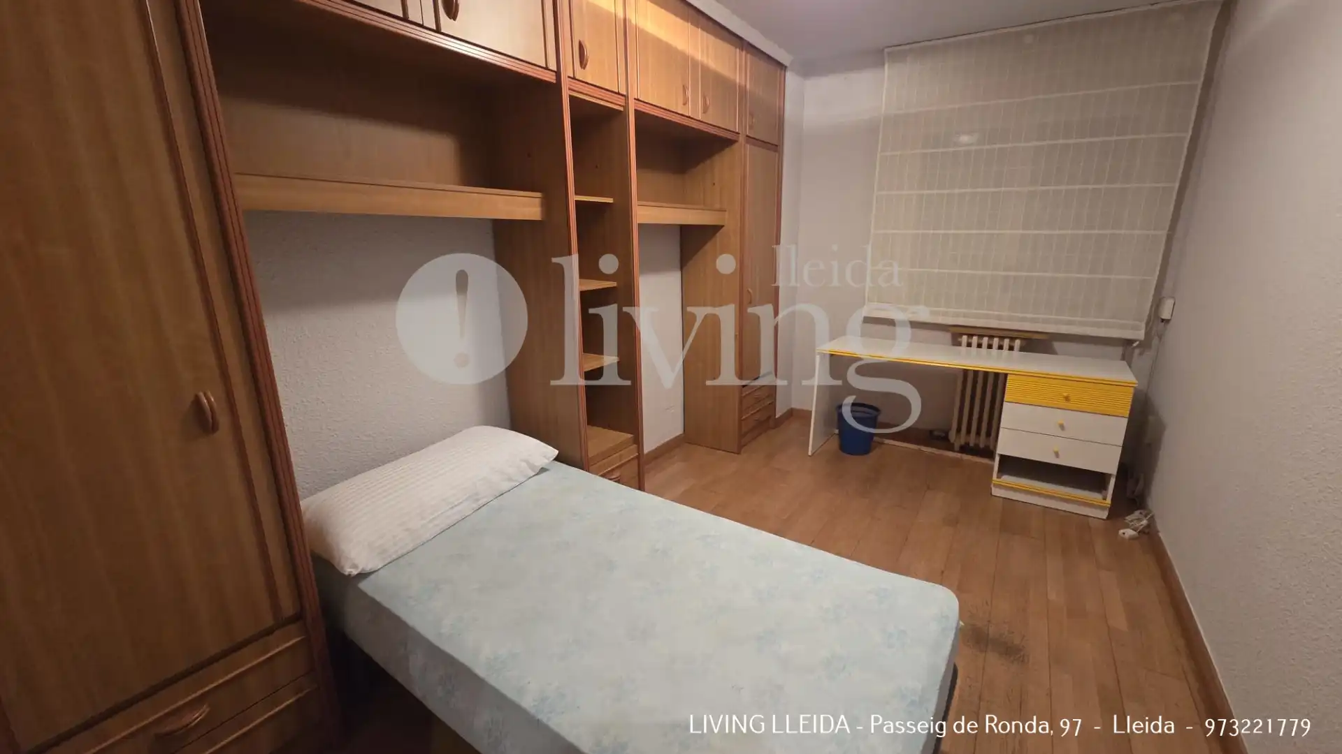 Bedroom of Flat for rent in Lleida  with Air Conditioner, Heating and Parquet flooring