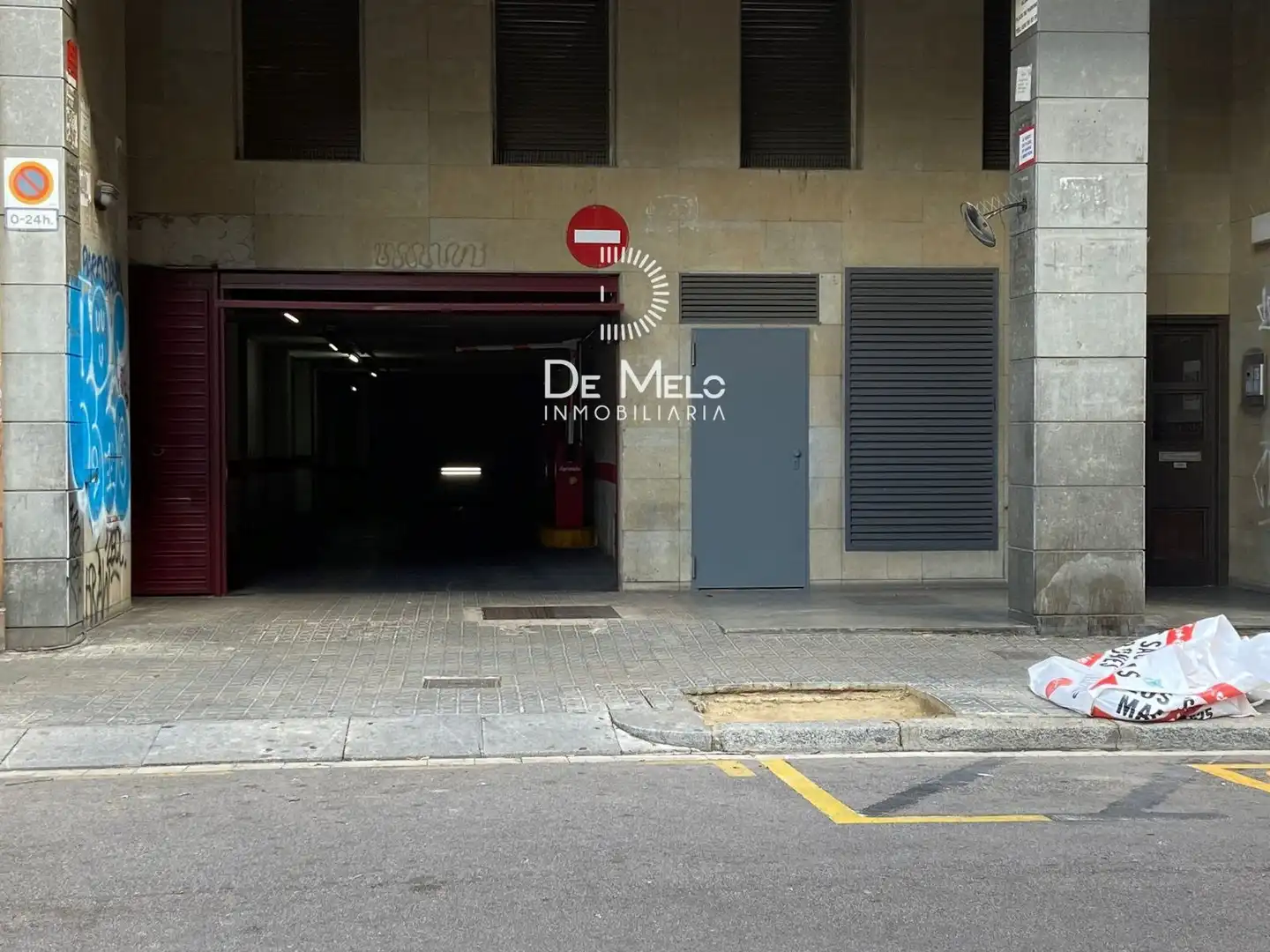 Parking de Garaje en venta en Barcelona con Alarma