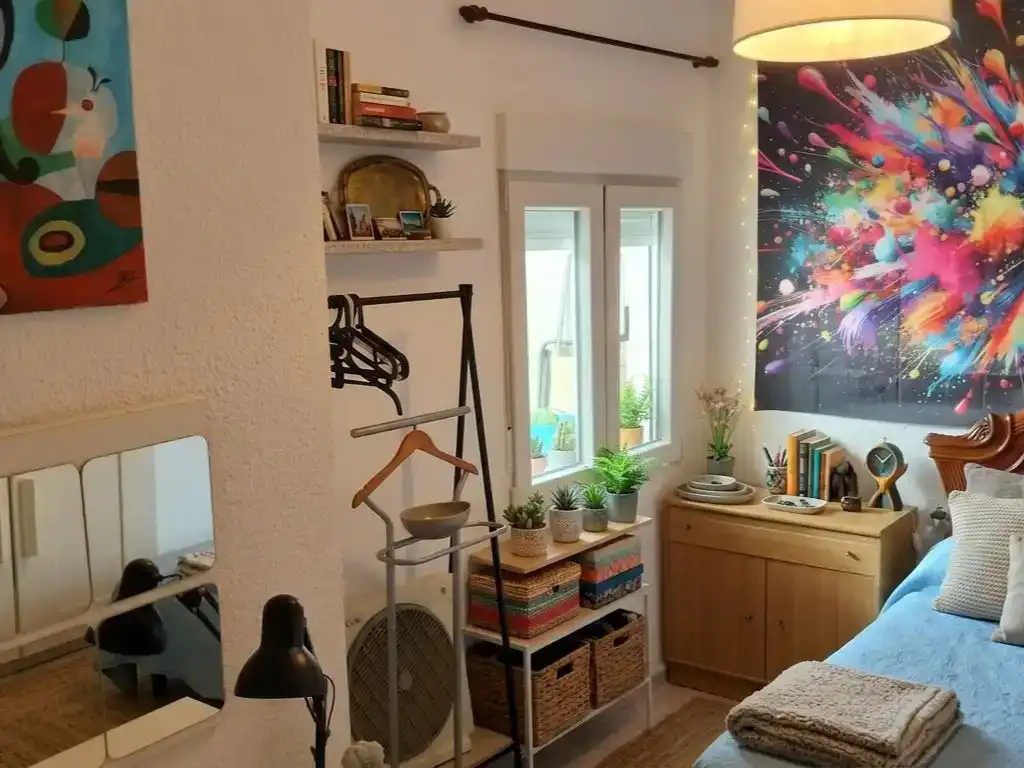 Habitación de Piso de alquiler en Jun con Aire acondicionado y Amueblado