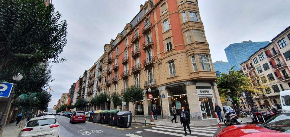 Exterior view of Flat to rent in Bilbao   with Heating, Storage room and Balcony