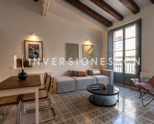 Exterior view of Flat to rent in  Barcelona Capital  with Air Conditioner and Heating