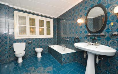 Bathroom of House or chalet for sale in Gallur