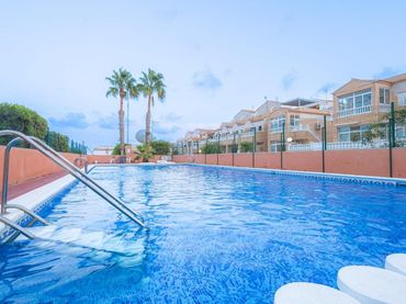 Dúplex amb piscina en venda a N/A