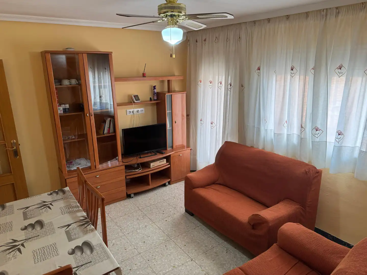 Wohnung zur Miete in Calle Santa María de la Cabeza, 9, Centro