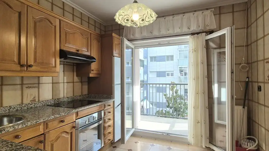 Flat with terrace for sale in Avenida Comercial 15, imagen 12
