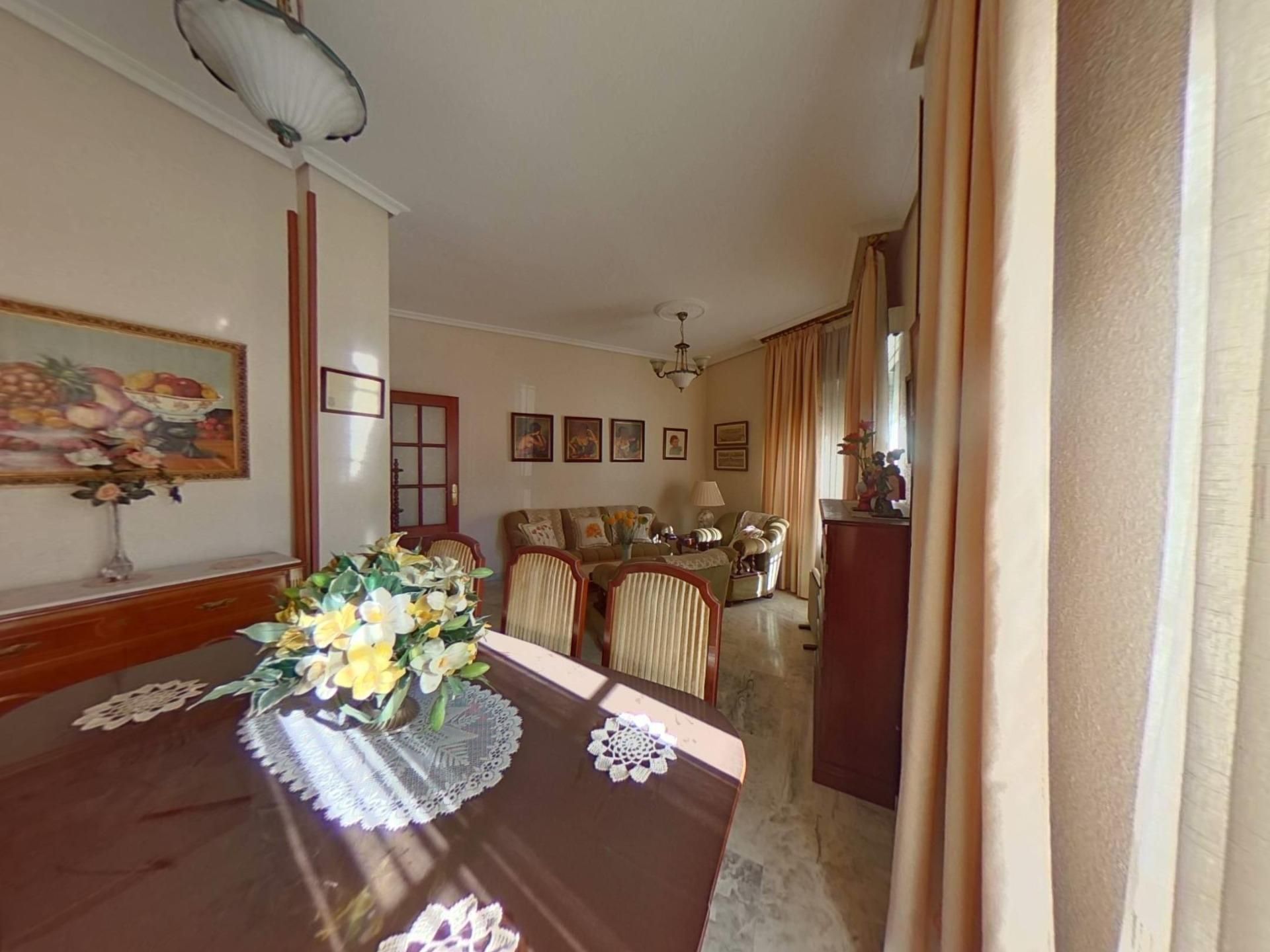 Menjador de Planta baixa en venda en  Córdoba Capital amb Aire condicionat i Traster