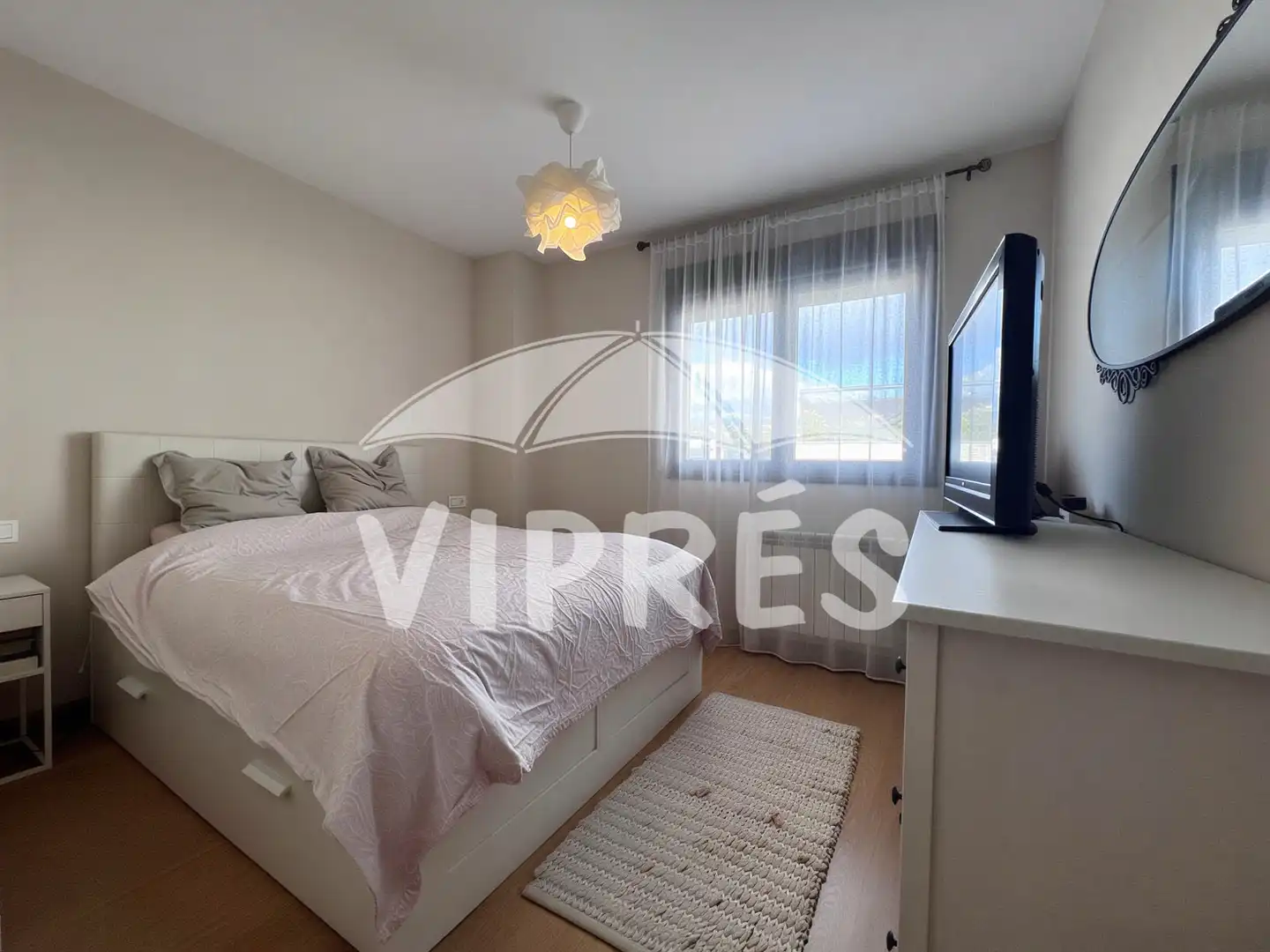 Habitación de Piso en venta en Cáceres con Trastero, Piscina y Amueblado