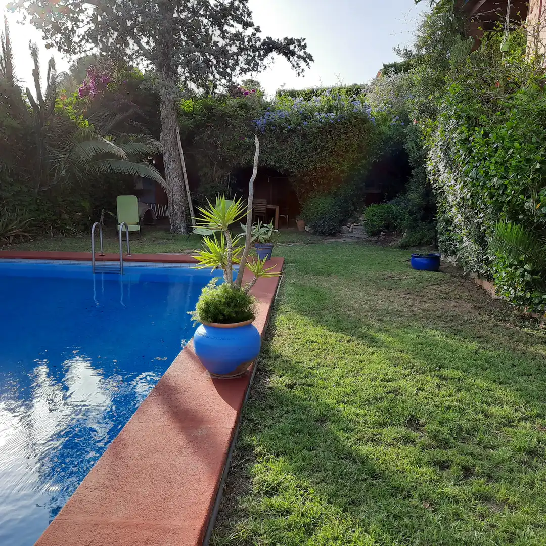 Piscina de Casa o xalet en venda en San Antonio de Benagéber amb Aire condicionat, Calefacció i Jardí privat