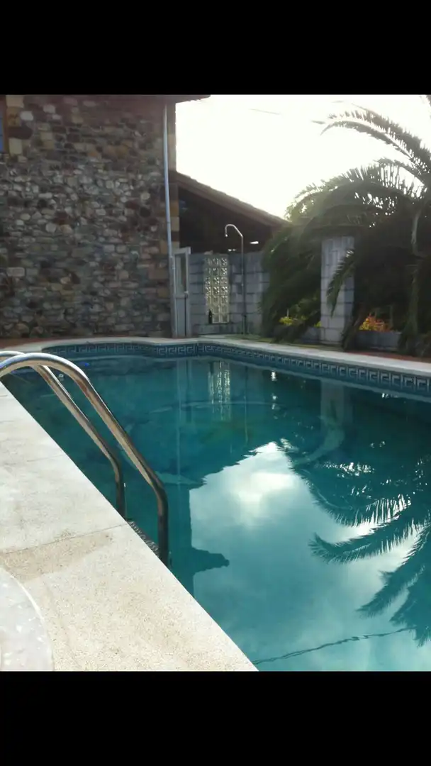 Piscina de Casa o xalet en venda en Piélagos