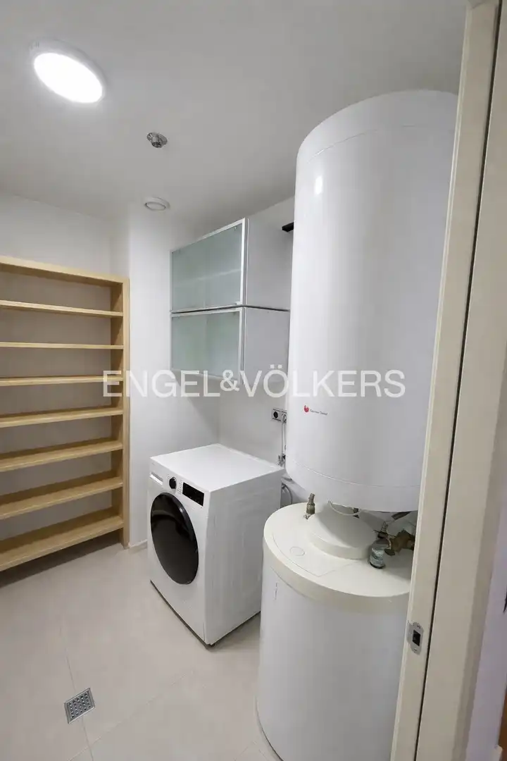 Balcony of Flat for rent in Barcelona  with Air Conditioner, Heating and Parquet flooring