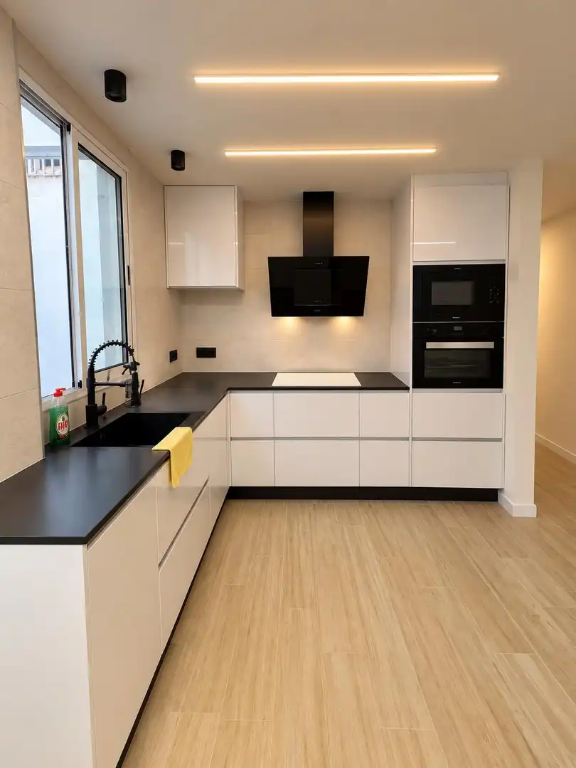 Cocina de Piso para compartir en Elche / Elx con Aire acondicionado, Calefacción y Parquet