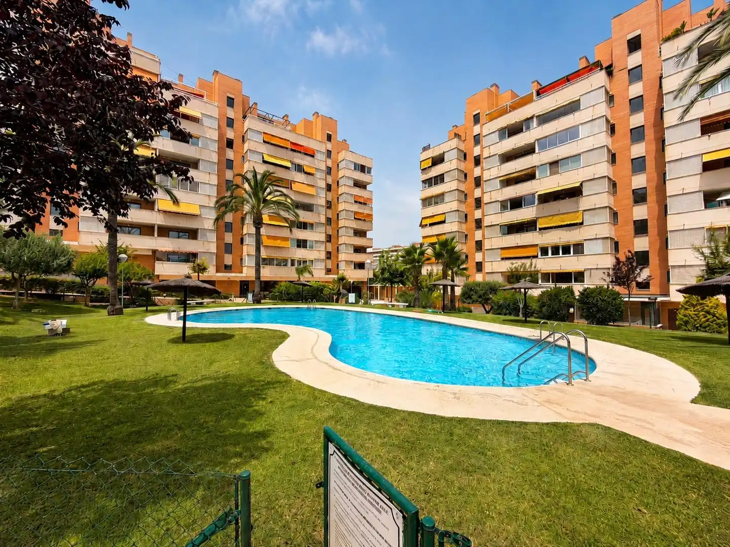 Vista exterior de Piso en venta en Alicante / Alacant con Aire acondicionado, Calefacción y Amueblado