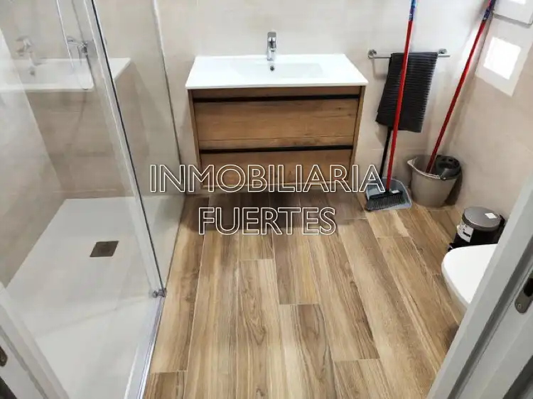 Flat for rent in Calle Demetrio de los Ríos, Las Ventas