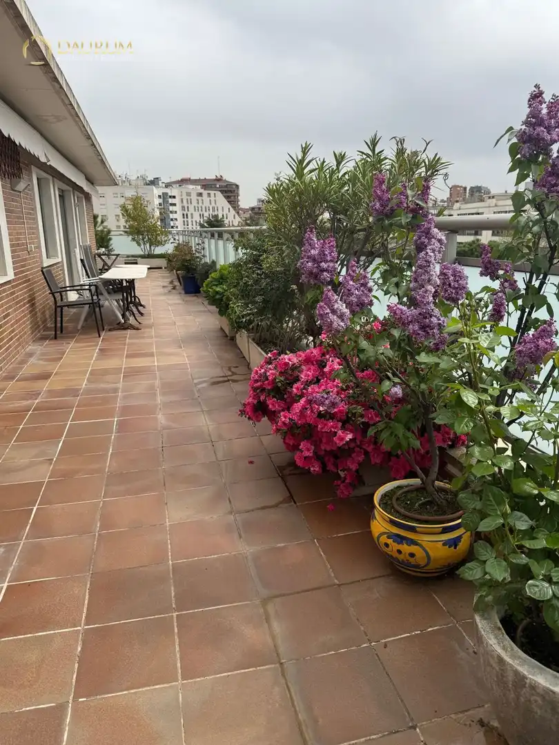 Terraza de Ático en venta en Madrid con Aire acondicionado, Calefacción y Terraza