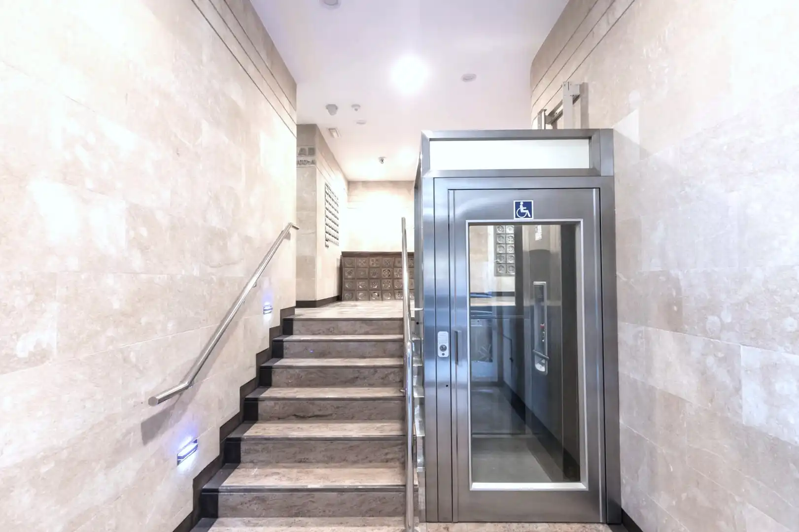 Piso en venta en Murcia con Parquet, Amueblado y Horno