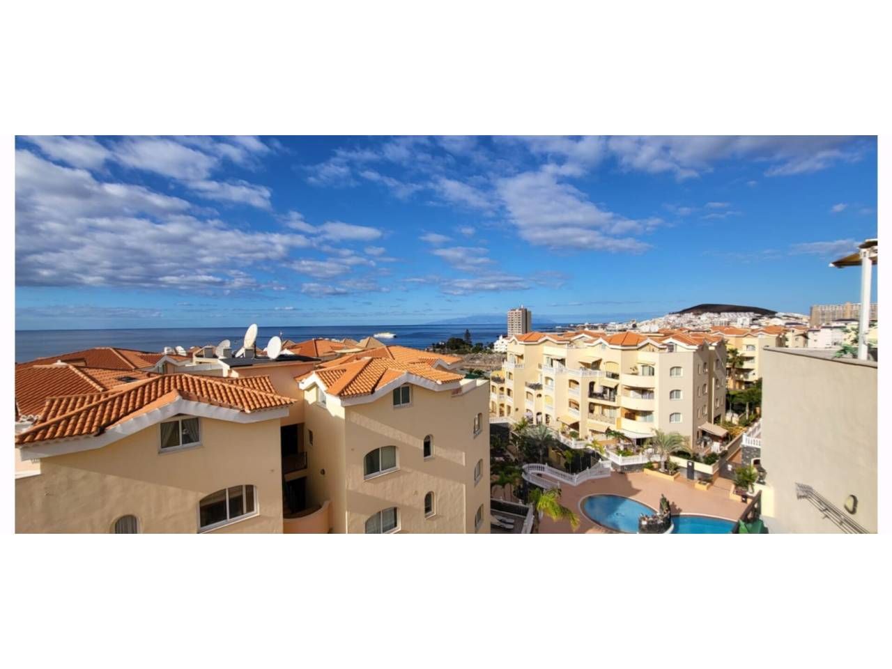 Vista exterior de Àtic en venda en Arona amb Terrassa, Moblat i Balcó