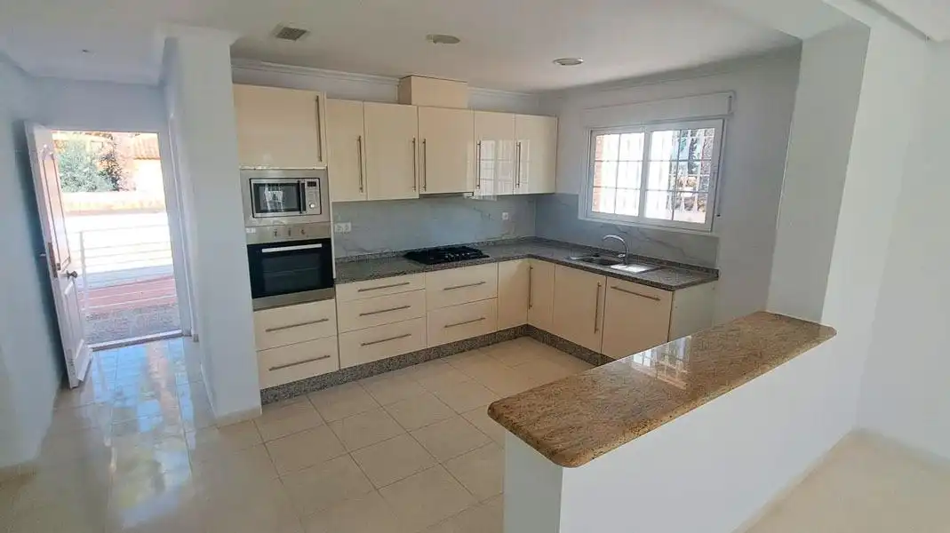 Villa con piscina in vendita a Catral, imagen 4